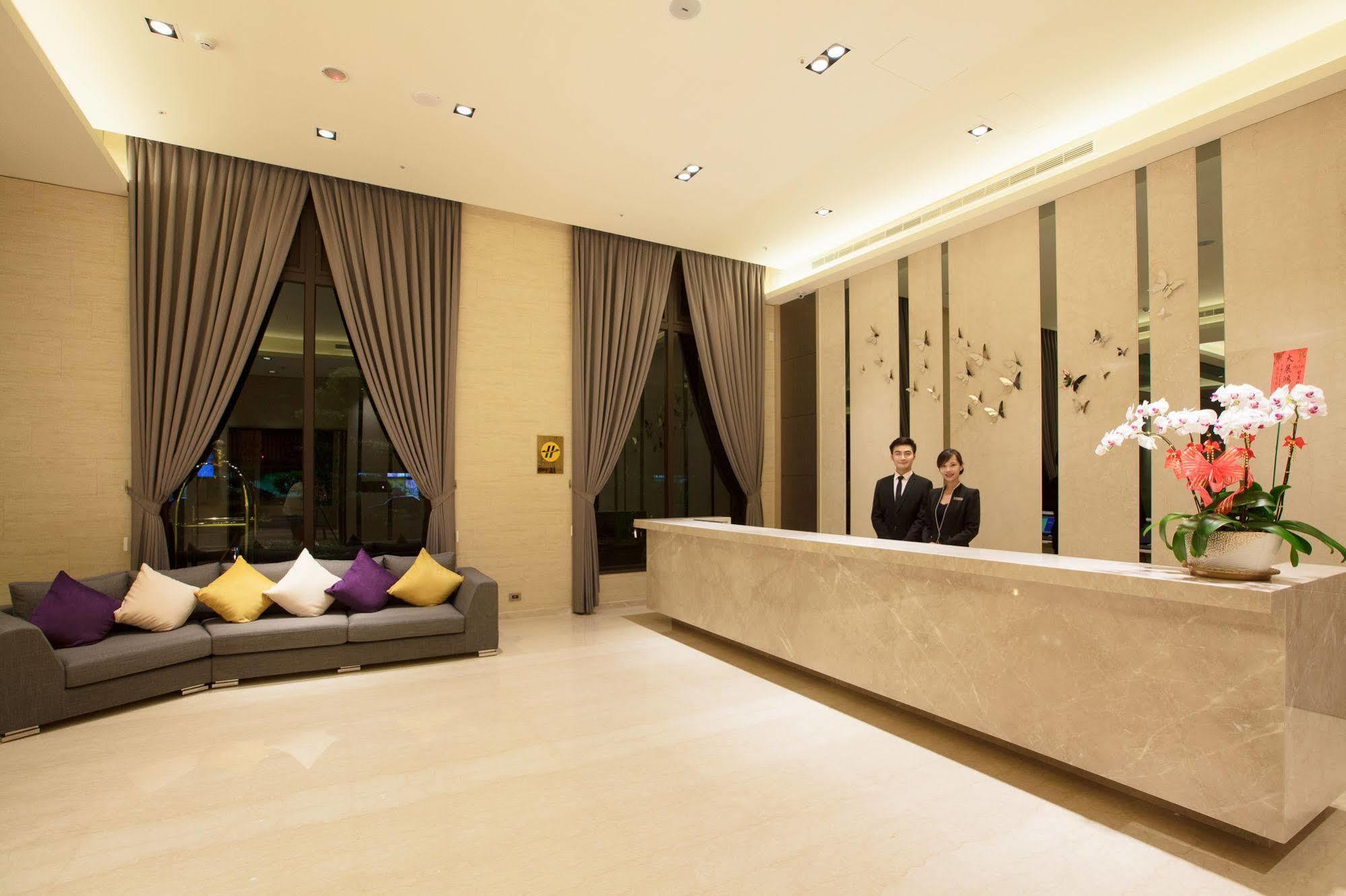 F Hotel-Zhiben T'ai-tung Exterior foto