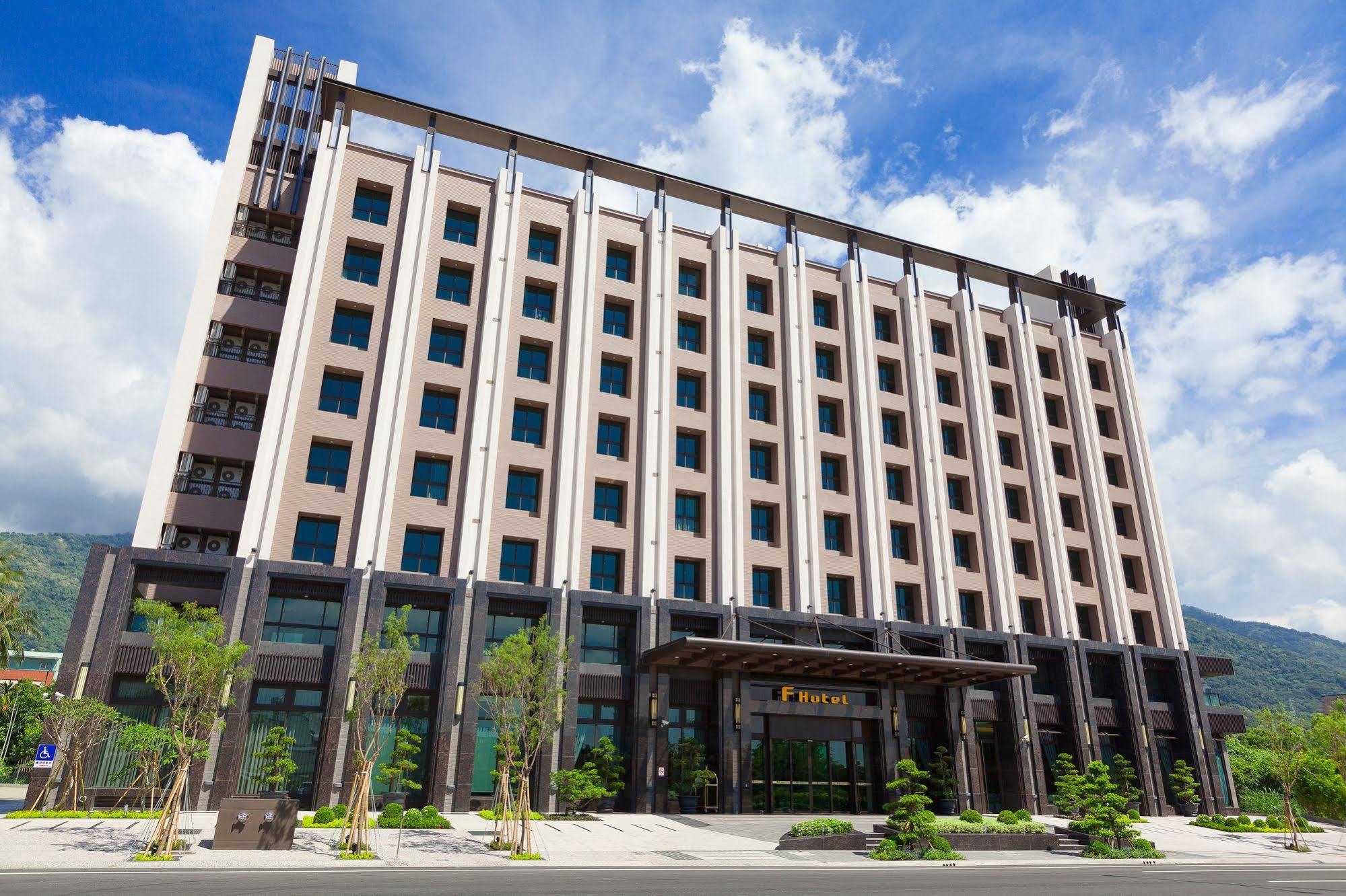 F Hotel-Zhiben T'ai-tung Exterior foto